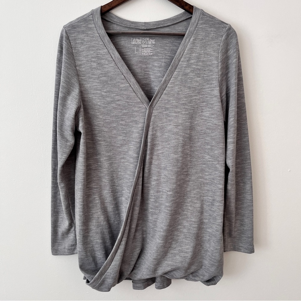 Latched Mama Long Sleeve Crossover Snap Front Nursing Top/Gray/Large